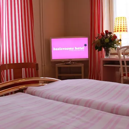 Basicrooms מלון Unterseen